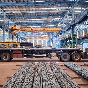 Sản xuất thép thô cả nước 6 tháng đầu năm 2026 đạt 15,18 triệu tấn, tăng 26,9% so với cùng kỳ năm 2025. Ảnh: Nguyệt Hà.