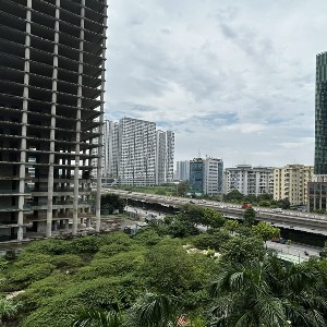 Tháo gỡ khó khăn cho các dự án là giải pháp khơi thông nguồn lực đang bị đình trệ. Ảnh: Hoàng Bách