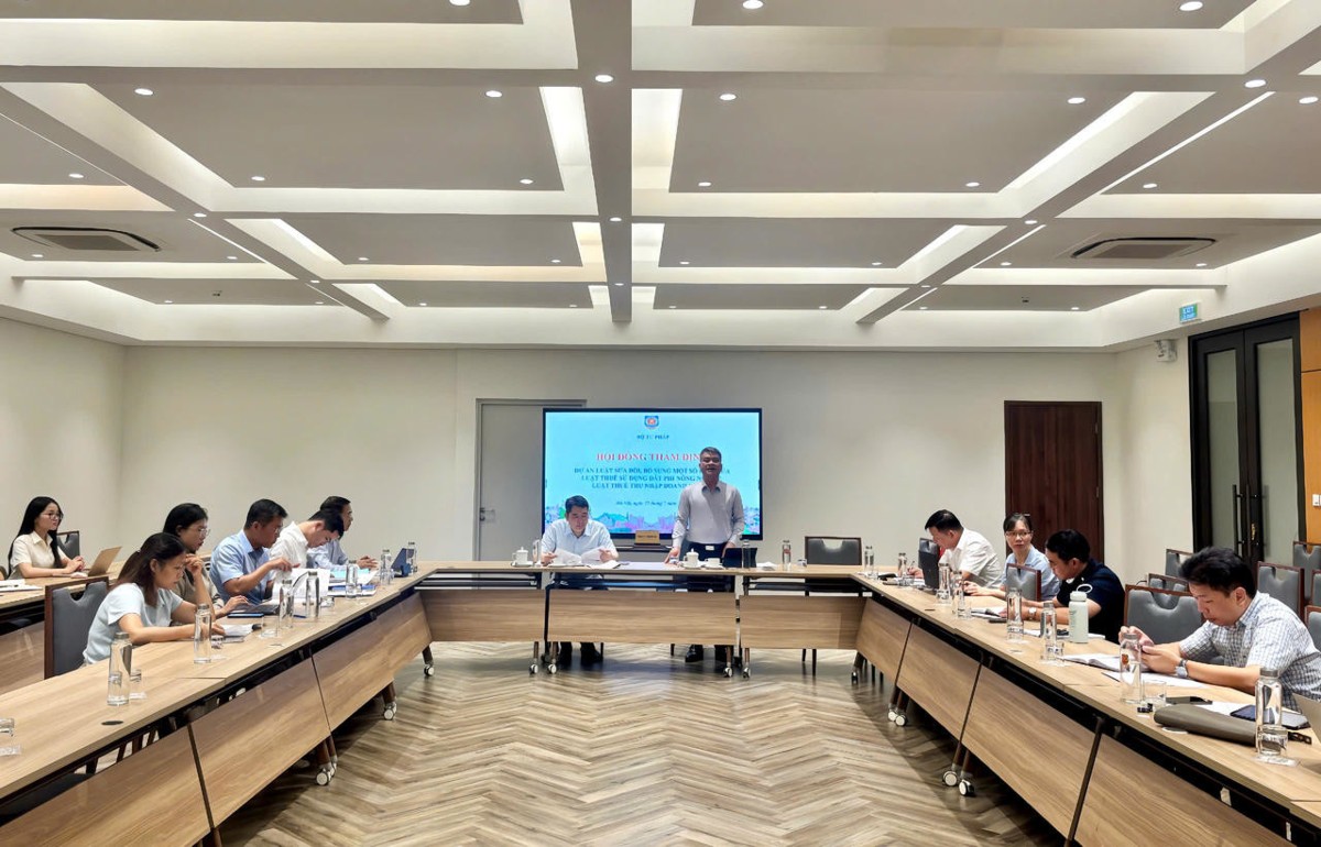 Quang cảnh buổi thẩm định. Ảnh: Cổng thông tin điện tử Bộ Tư pháp.