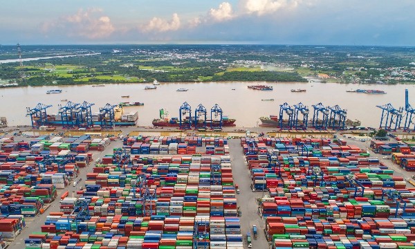 Hoàn thiện hạ tầng và thể chế để khơi thông “dòng chảy” logistics Việt Nam