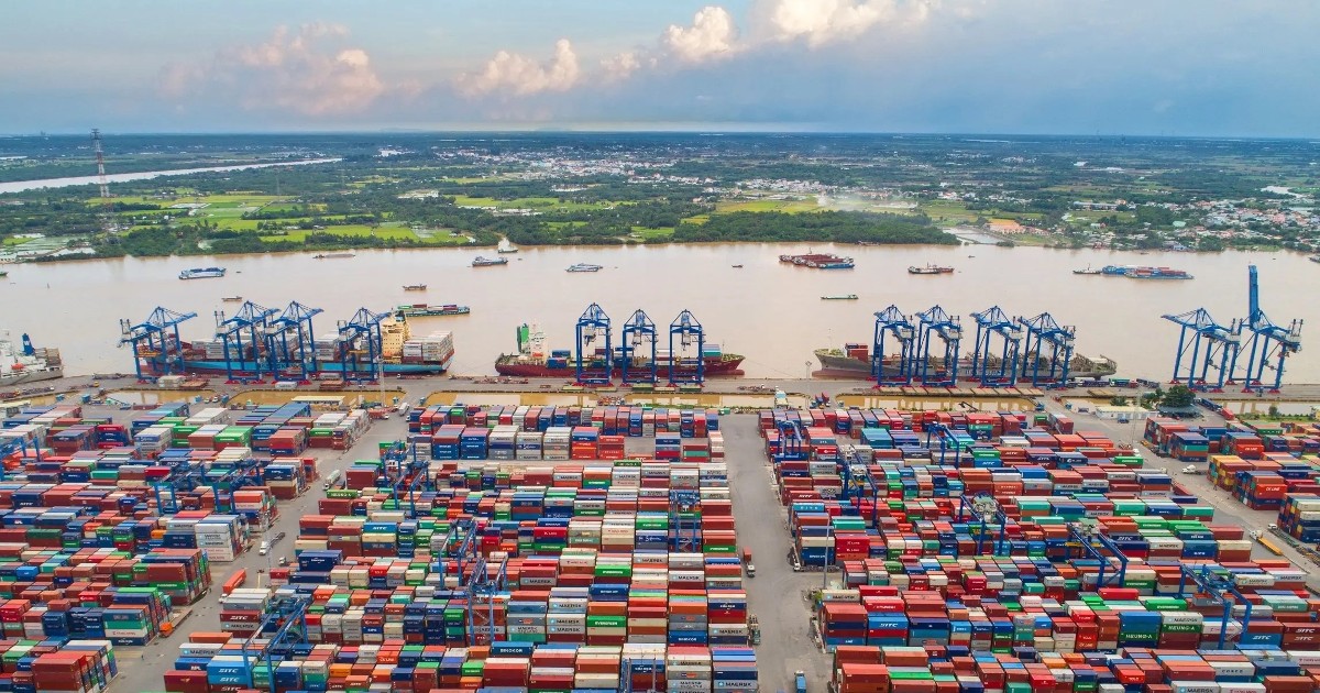 Hoàn thiện hạ tầng và thể chế để khơi thông “dòng chảy” logistics Việt Nam