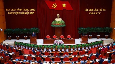 The third plenum of the Party Central Committee closed