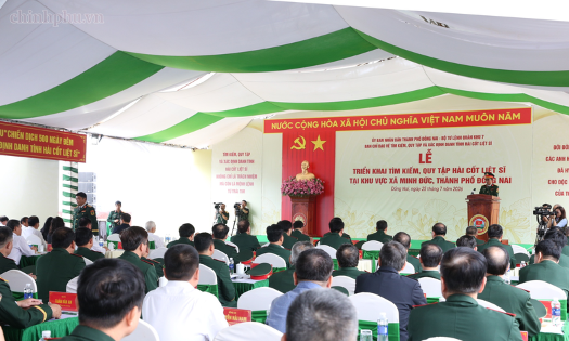Lễ triển khai tìm kiếm, quy tập hài cốt liệt sĩ tại khu vực xã Minh Đức (TP. Đồng Nai). Ảnh: VGP.