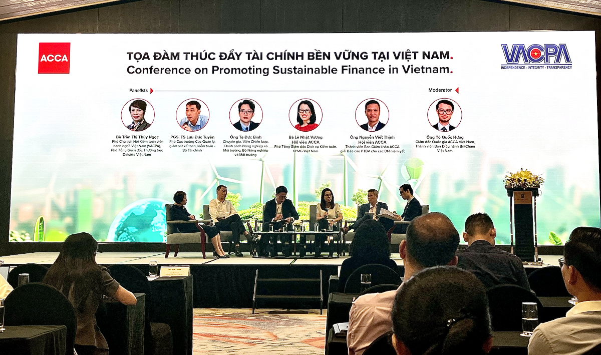 VACPA phối hợp với ACCA tổ chức tọa đàm "Thúc đẩy tài chính bền vững tại Việt Nam". Nguồn ảnh: Phương Linh