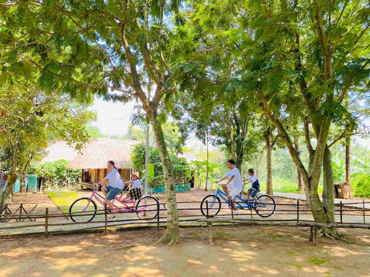 Làng Văn hóa có lợi thế kết nối hệ thống di sản và chuỗi điểm đến phía Tây Hà Nội. Ảnh: Làng Văn hóa - Du lịch các dân tộc Việt Nam