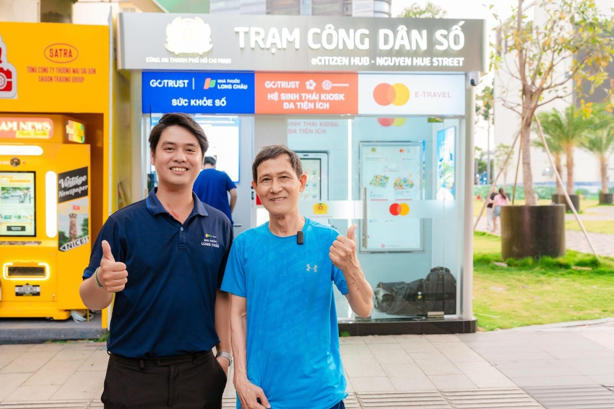 Long Châu cùng Trạm Công dân số đang góp phần đưa công nghệ số, y tế thông minh ngày càng “bám rễ sâu”, phục vụ thiết thực cho đời sống. Ảnh: H.Khánh.