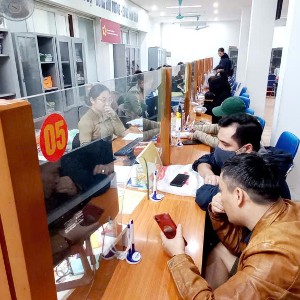 Bộ Y tế đề xuất cung cấp hướng dẫn cho người dân chuẩn bị cho tuổi già từ khi còn trẻ. Ảnh minh họa: Thu Hằng.