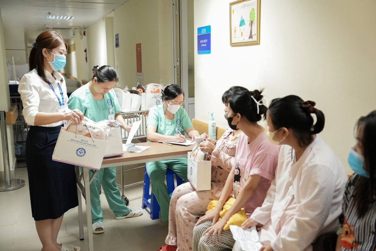 Mức sinh trung bình của Việt Nam hiện đạt 1,93 con mỗi phụ nữ, thuộc nhóm 5 nước thấp nhất Đông Nam Á. Ảnh: Bệnh viện Phụ sản Trung ương
