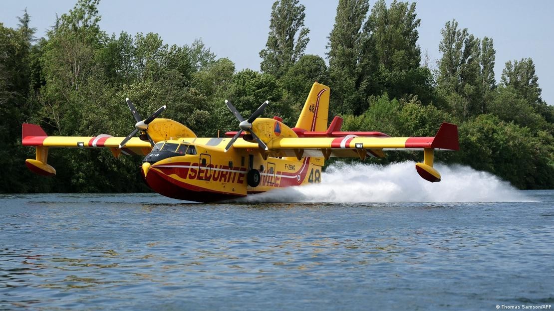 Dù sở hữu nhiều máy bay chữa cháy Canadair, Pháp vẫn phải đề nghị các nước khác hỗ trợ ứng phó với đợt cháy rừng hiện nay. Ảnh: Thomas Samson/AFP