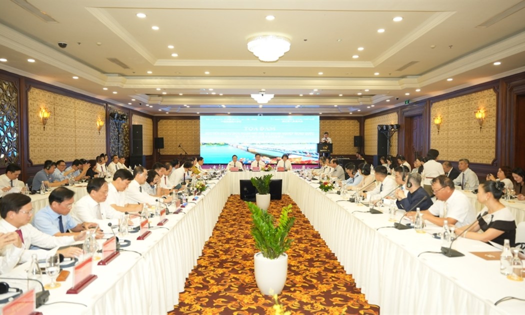 Quang cảnh Tọa đàm xúc tiến đầu tư giữa thành phố Huế và doanh nghiệp Trung Quốc. Ảnh: UBND TP Huế