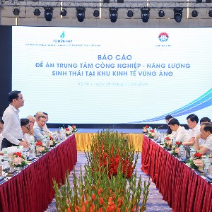 Toàn cảnh buổi làm giữa Petrovietnam và Tỉnh ủy, UBND tỉnh Hà Tĩnh ngày 28/7/2026. Ảnh: Petrovietnam.