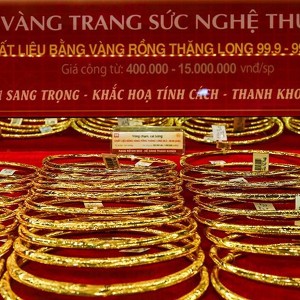 Giá vàng tăng, giảm liên tục trong phiên. Nguồn ảnh: Bảo Tín Minh Châu