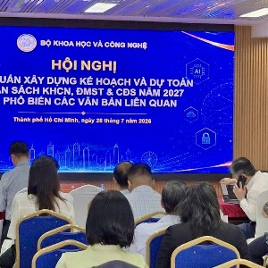 Thứ trưởng Bùi Hoàng Phương phát biểu tại Hội nghị. Ảnh:MST.