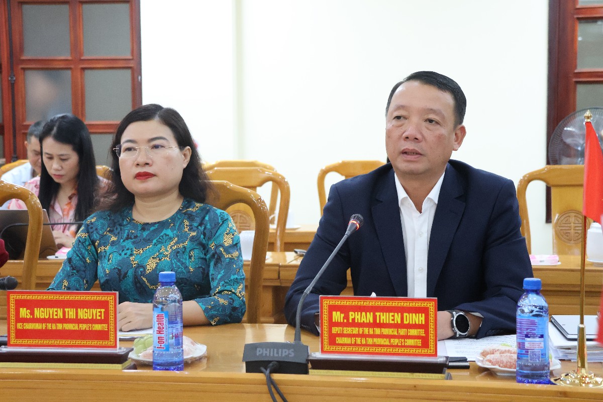 Chủ tịch UBND tỉnh Hà Tĩnh Phan Thiên Định phát biểu tại buổi làm việc. Ảnh: UBND tỉnh Hà Tĩnh