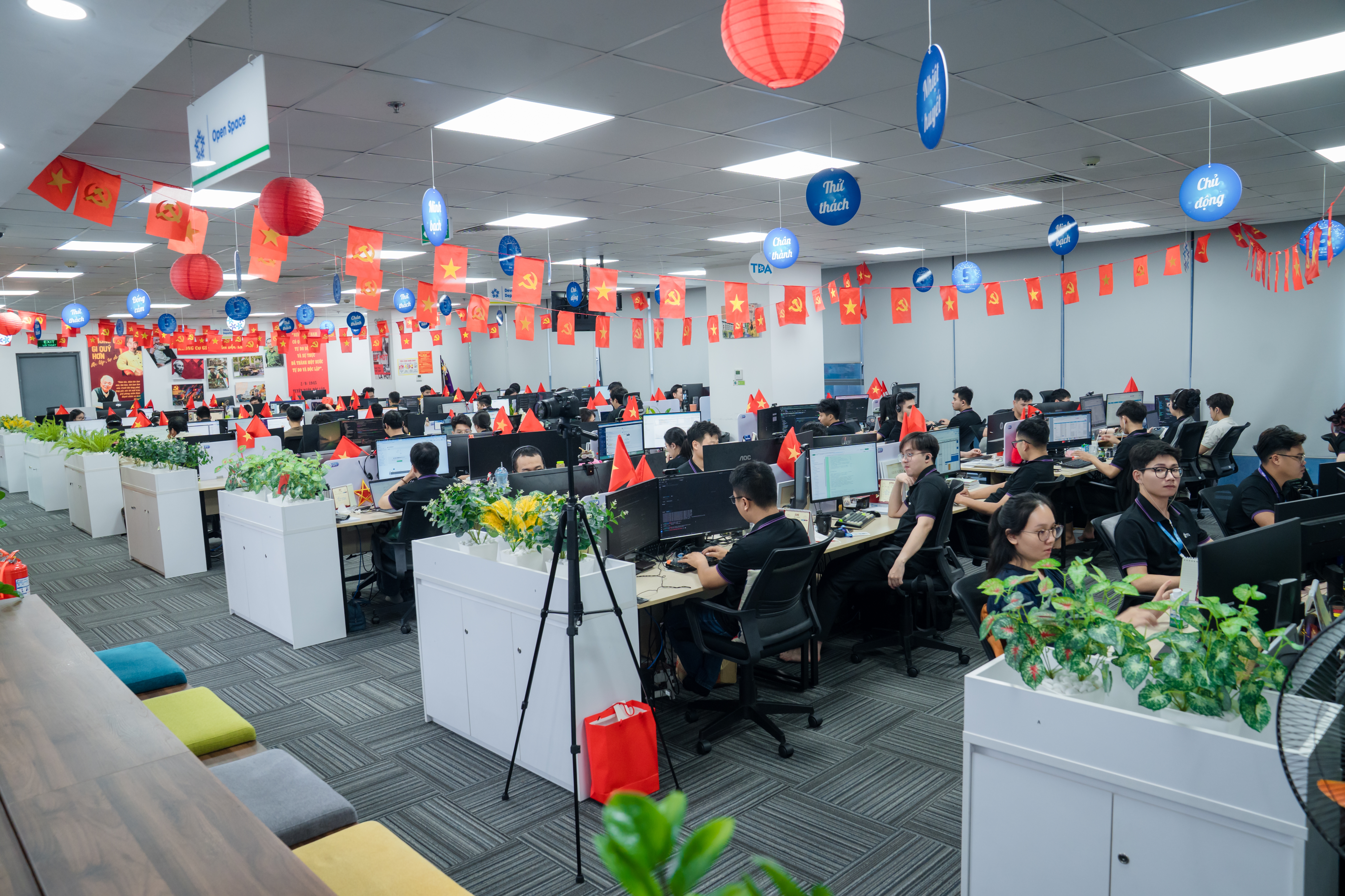 TDA sở hữu đội ngũ kỹ sư chất lượng cao tại cả Tokyo và Hà Nội. Trong ảnh là Văn phòng TDA tại Hà Nội.
