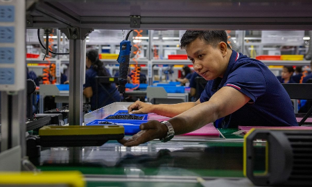 Thuế quan mới của Tổng thống Trump khiến một số doanh nghiệp Mỹ quay lại Trung Quốc