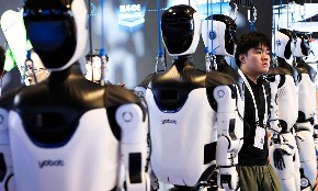 Robot hình người được nhiều tổ chức nghiên cứu dự báo có thể trở thành một trong những công nghệ quan trọng trong tương lai. Ảnh: Reuters