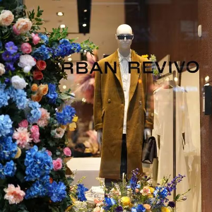 Cửa hàng của Urban Revivo rộng gần 2.700 mét vuông tại London. Ảnh: Business of Fashion