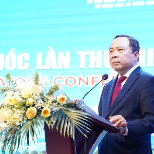 Bộ trưởng Vũ Hải Quân phát biểu khai mạc Hội nghị Pháp quy hạt nhân toàn quốc lần thứ VII. Ảnh: MST.