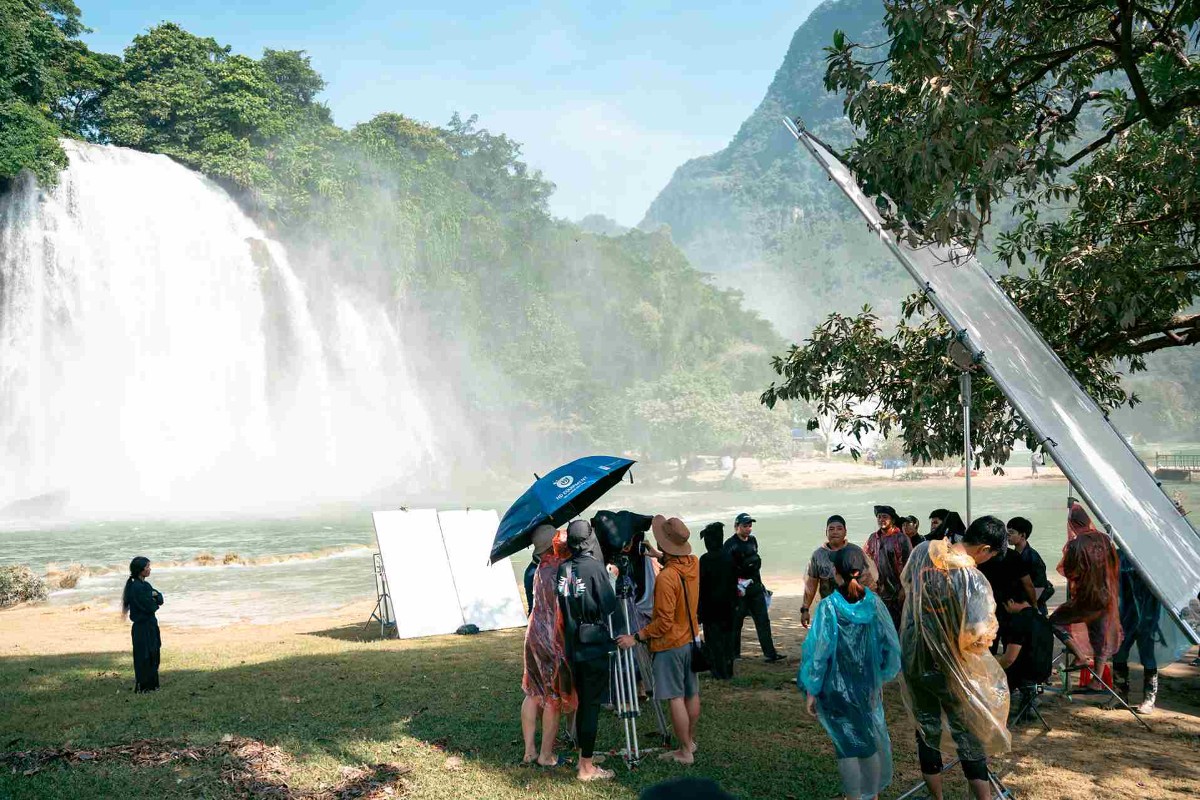 Ảnh: Nhà sản xuất phim "Đèn âm hồn"