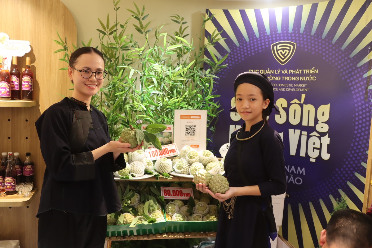 Quả na là điểm nhấn của "Lạng Sơn Corner". Ảnh: Cục Quản lý và Phát triển thị trường trong nước.