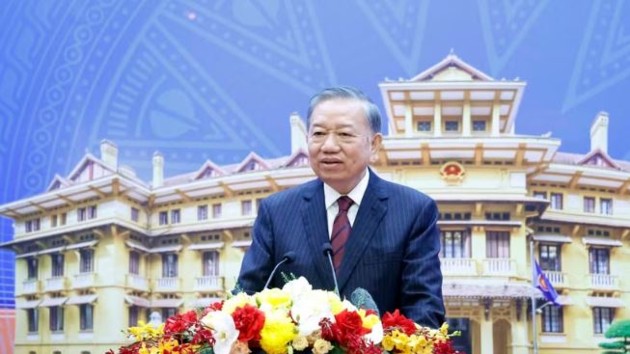 Foreign affairs must play pioneering role, provide sound advice, take prompt action: Top leader
