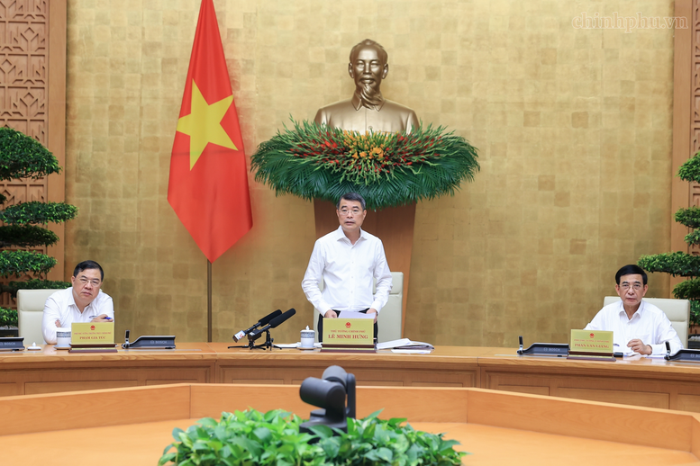 Thủ tướng cũng chỉ đạo các nhiệm vụ, giải pháp trong lĩnh vực quốc phòng, an ninh và đối ngoại - Ảnh: VGP/Nhật Bắc