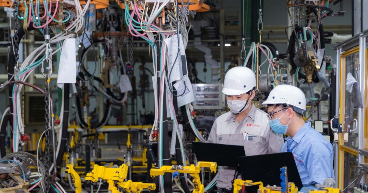 PMI th&aacute;ng 7 đạt 52,9 điểm nhờ đơn h&agrave;ng tăng v&agrave;&nbsp;lạm&nbsp;ph&aacute;t giảm
