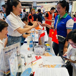 Việc công bố sớm lịch nghỉ lễ, Tết tạo điều kiện để người lao động, doanh nghiệp chuẩn bị các kế hoạch. Ảnh minh họa: Thu Hằng.