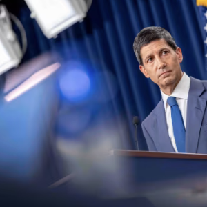 Chủ tịch Fed Kevin Warsh - Ảnh: Shutterstock.