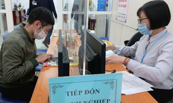 Chính sách mới tiếp sức doanh nghiệp giữ chân lao động