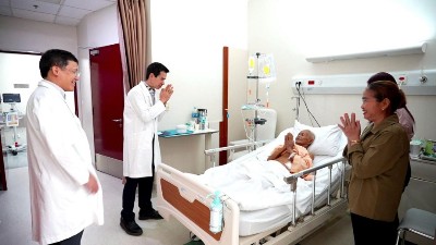 FV Hospital performs complex robotic esophageal cancer surgery with minimal scarring