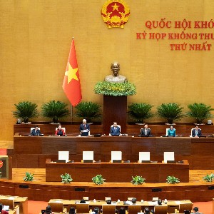 Ủy viên Bộ Chính trị, Phó Chủ tịch Thường trực Quốc hội Đỗ Văn Chiến điều hành nội dung Phiên họp. Ảnh: Quốc hội.
