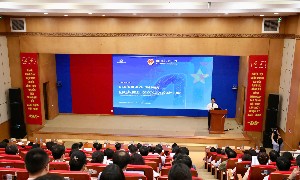 Với quy mô lớn, chương trình được tổ chức theo hình thức kết hợp trực tiếp và trực tuyến, kết nối gần 50 điểm cầu của Bộ Xây dựng.