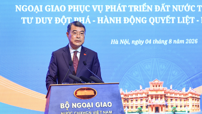 Diplomatic sector helps create favorable external environment for development: PM