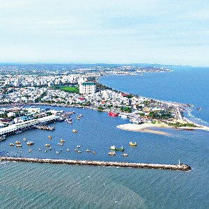 Lâm Đồng là một trong những địa phương tiên phong lựa chọn hướng Đông tỏa Tây để phát huy lợi thế sau sát nhập. Ảnh: báo Lâm Đồng.