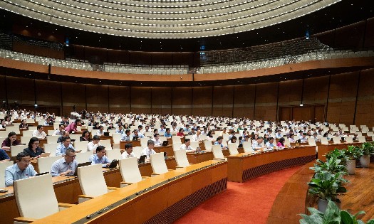 Toàn cảnh Hội trường Diên Hồng sáng 4/8. Ảnh: Cổng thông tin điện tử Quốc hội.