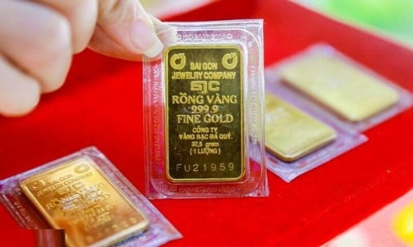 Giá bán vàng miếng SJC giảm gần 1 triệu đồng/lượng trong phiên 4/8