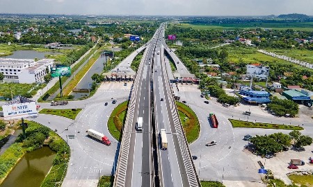 Bộ Xây dựng đề nghị Ninh Bình tự bố trí vốn đầu tư đường gom dọc cao tốc Cao Bồ