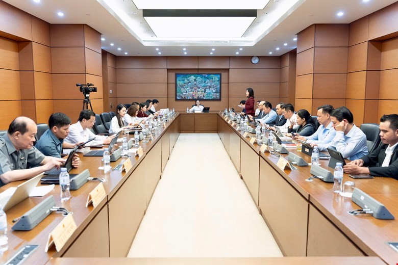 Quang cảnh buổi thảo luận. Ảnh: Cổng thông tin điện tử Quốc hội.