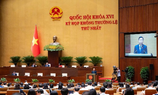 Đề xuất cắt giảm một số thủ tục hành chính trong lĩnh vực đưa người lao động đi nước ngoài