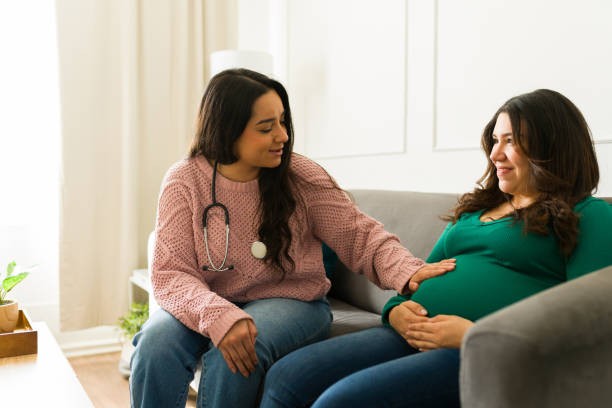 Cần có thêm nhiều nghiên cứu sâu hơn để hiểu rõ nguyên nhân đằng sau sự gia tăng nhanh chóng của tình trạng huyết áp cao trên diện rộng ở phụ nữ mang thai. Ảnh: iStock