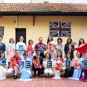 Các học viên nhận học bổng Chevening. Ảnh: Cổng ứng tuyển cho Học bổng Chevening.