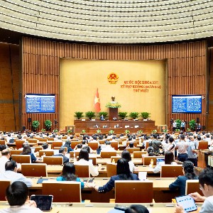 Toàn cảnh Phiên họp cho ý kiến về dự án Luật sửa đổi, bổ sung Điều 6 và Phụ lục IV về danh mục ngành, nghề đầu tư kinh doanh có điều kiện của Luật Đầu tư. Ảnh: Cổng thông tin điện tử Quốc hội.
