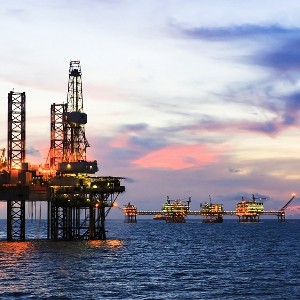 Khai thác dầu khí trên vùng mỏ Bạch Hổ. Ảnh:PetroTimes.
