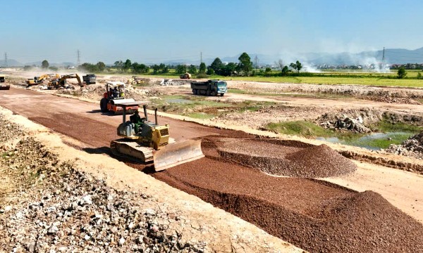Quảng Ninh giải ngân vốn đầu tư công 7 tháng đạt 10.333 tỷ đồng