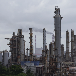 Một cơ sở dầu khí của Venezuela - Ảnh: Getty.