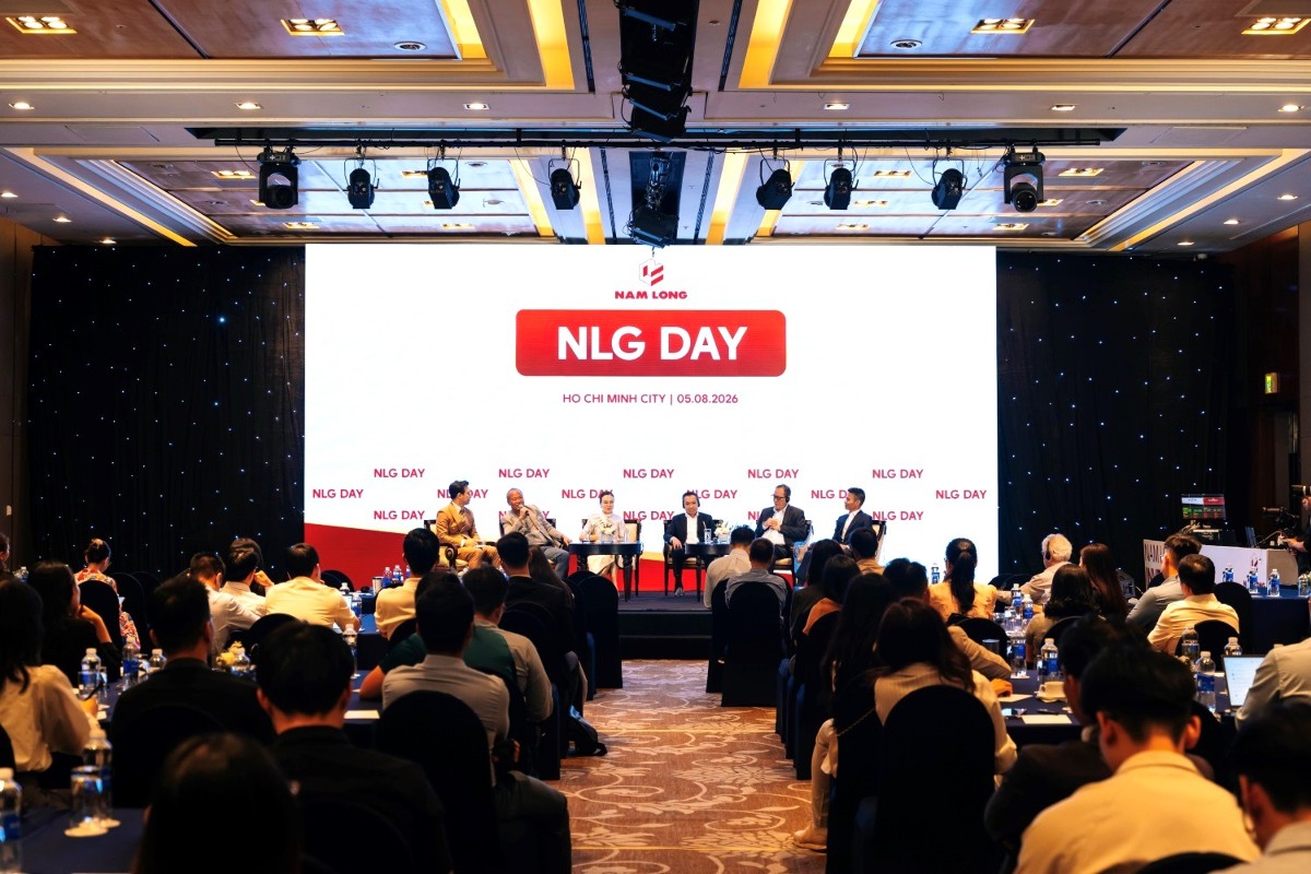 Ban lãnh đạo NLG chia sẻ kế hoạch nửa cuối năm 2026 với các nhà đầu tư - Ảnh NLG.