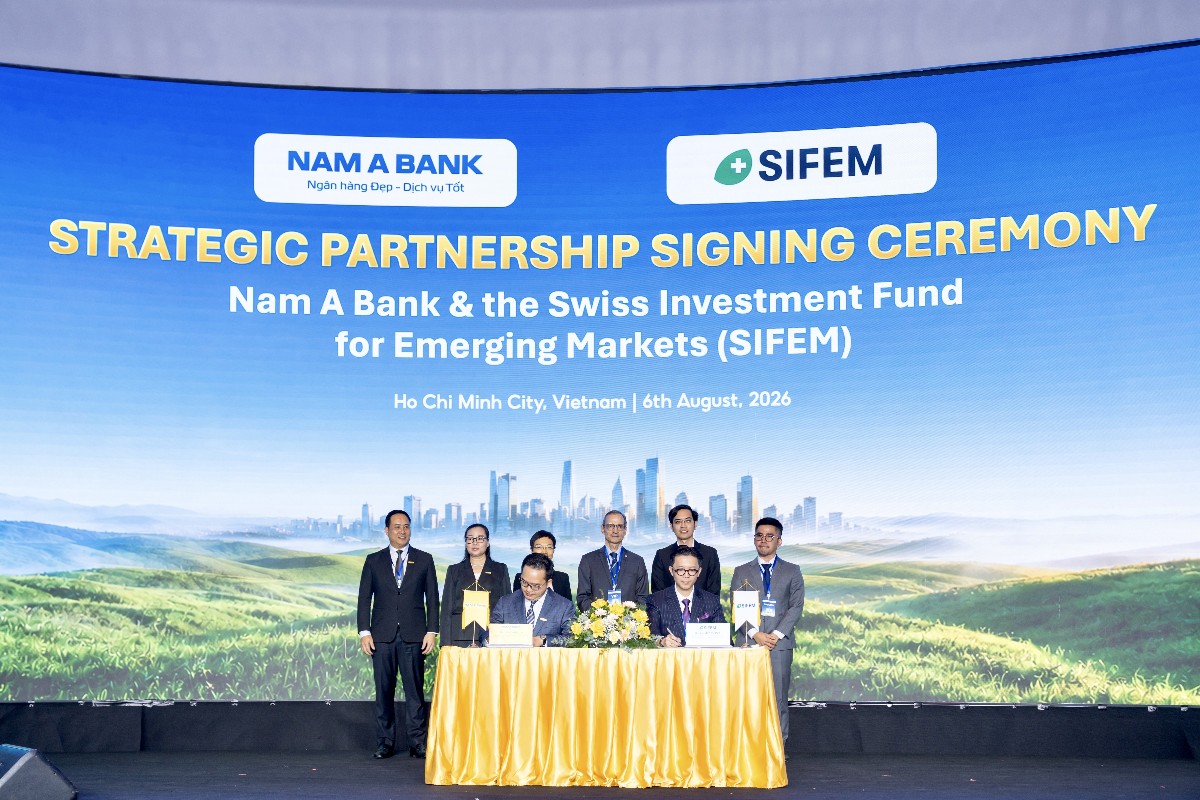Đại diện Nam A Bank và SIFEM ký kết thỏa thuận đối tác chiến lược tại Hội nghị - Ảnh: Nam A Bank.