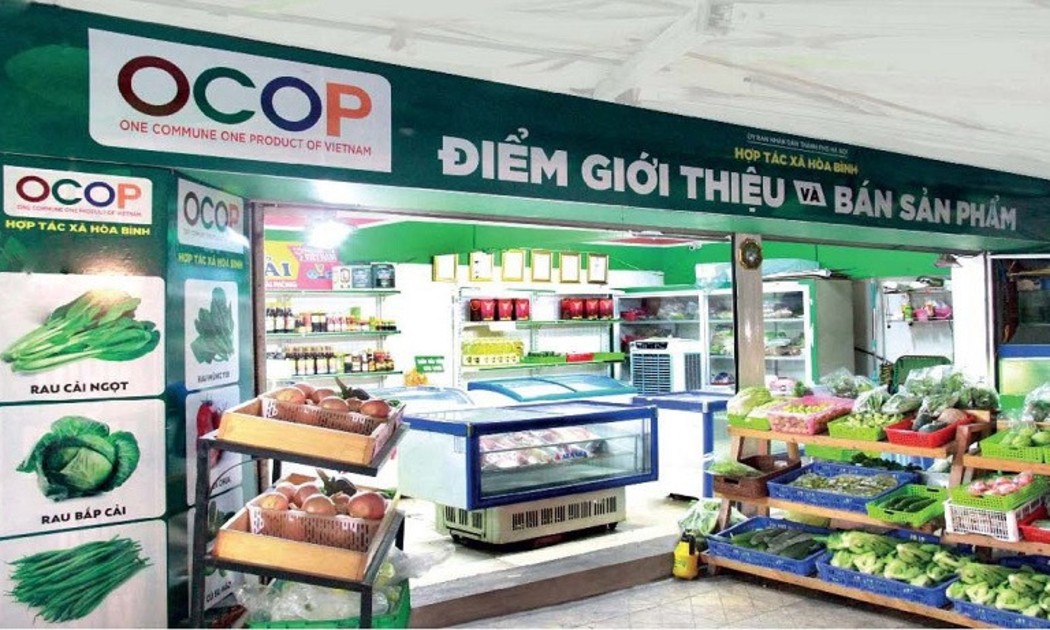 Chương trình phát triển sản phẩm OCOP gắn với điểm đến du lịch nông thôn nhằm mục tiêu thúc đẩy kết nối giữa các chủ thể OCOP, hợp tác xã và doanh nghiệp nông nghiệp với các đơn vị du lịch, lữ hành. Ảnh: M.Đức.